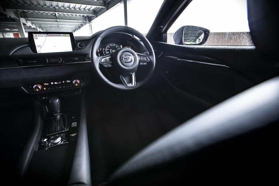Торпедо Mazda6 (GJ) 2018 года  (JP) (фото 9 из 16)